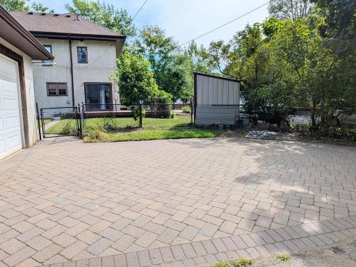 5644 12th Avenue S, Minneapolis, MN 55417