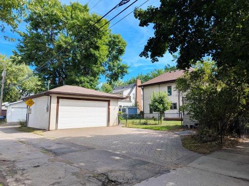 5644 12th Avenue S, Minneapolis, MN 55417