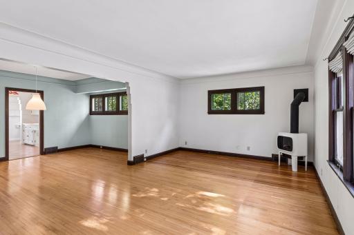 3947 Snelling Avenue, Minneapolis, MN 55406