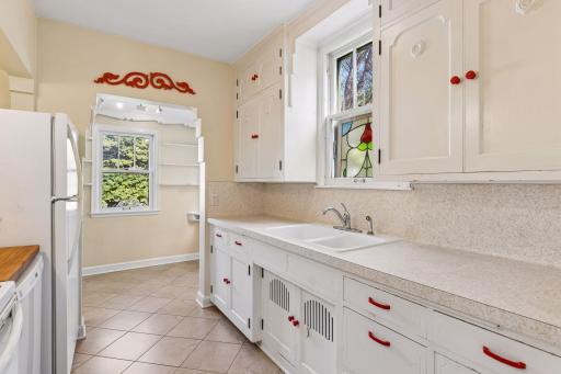 3947 Snelling Avenue, Minneapolis, MN 55406