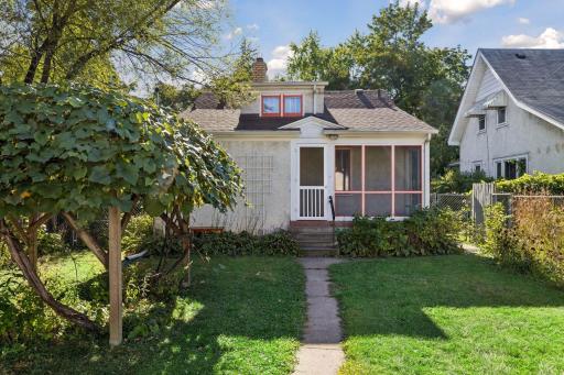 3947 Snelling Avenue, Minneapolis, MN 55406