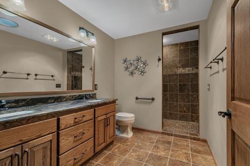 1101 Summit Way, Sauk Rapids, MN 56379