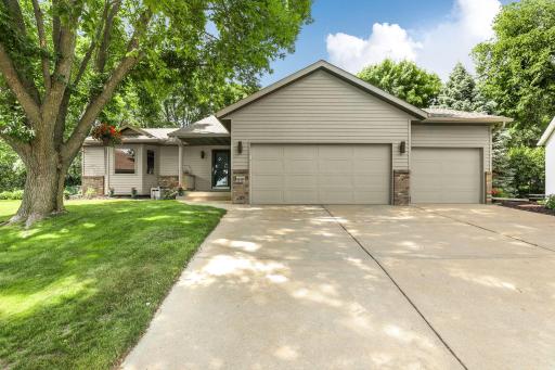 1101 Summit Way, Sauk Rapids, MN 56379
