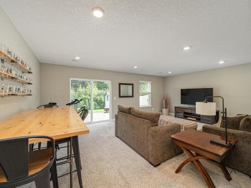 041-048-Family Room-1024x768.jpg