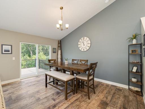 033-031-Dining Room-1024x768.jpg