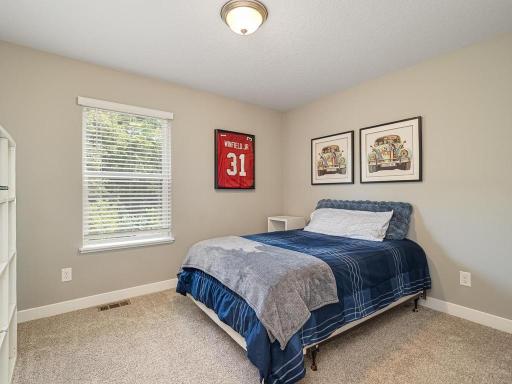 036-053-Bedroom-1024x768.jpg