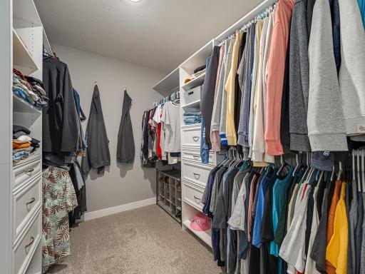 040-042-Closet-1024x768.jpg