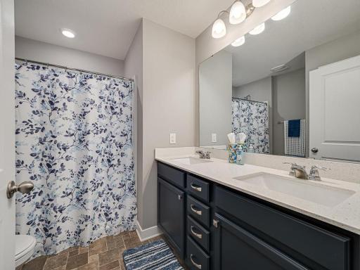 039-050-Primary Bathroom-1024x768.jpg