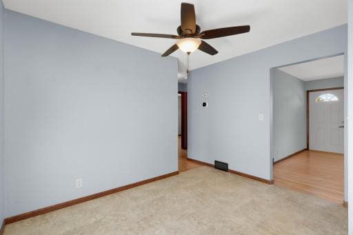 9041 Northwood Circle, New Hope, MN 55427