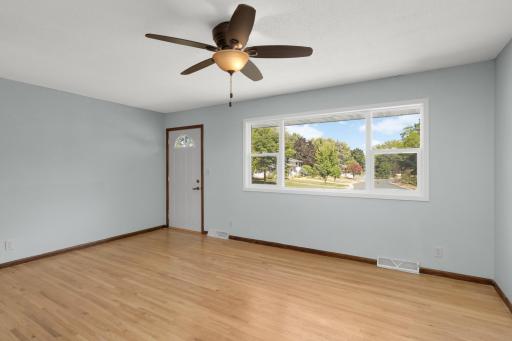 9041 Northwood Circle, New Hope, MN 55427