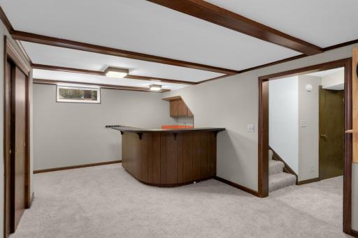 9041 Northwood Circle, New Hope, MN 55427