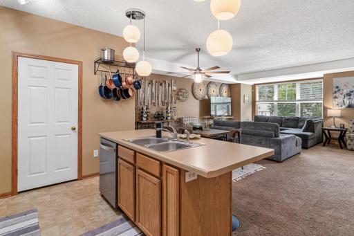 1776 Maryland Avenue E, 105, Saint Paul, MN 55106