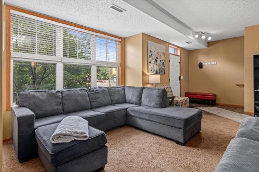 1776 Maryland Avenue E, 105, Saint Paul, MN 55106