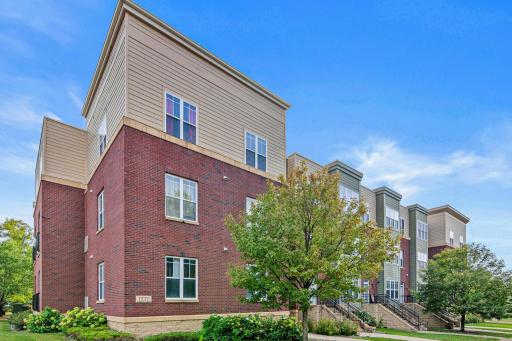 1776 Maryland Avenue E, 105, Saint Paul, MN 55106