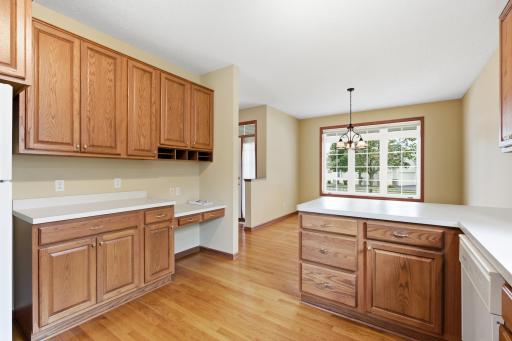 3721 Crossridge Way, Rosemount, MN 55068