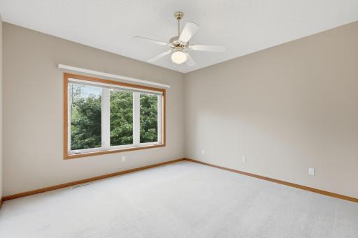 3721 Crossridge Way, Rosemount, MN 55068
