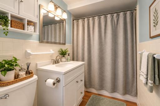 Bright and clean main floor full bathroom