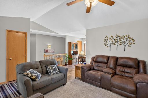 Livingroom to kitchen
