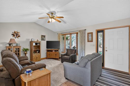 Livingroom to porch