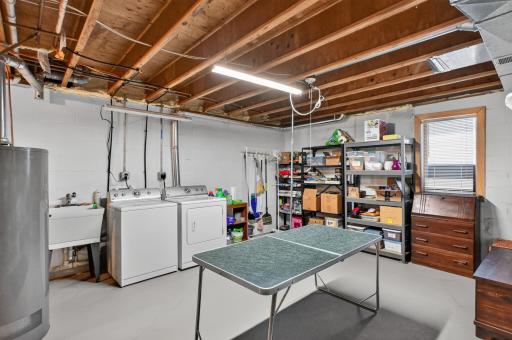 Laundry & storage