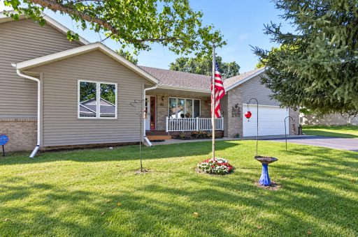 1108 Lochmist Lane NW, Alexandria, MN 56308