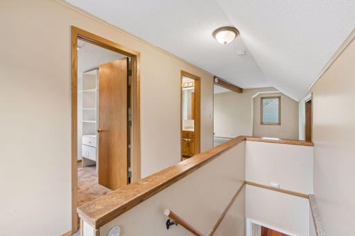 3049 Edgewood Avenue S, Saint Louis Park, MN 55426