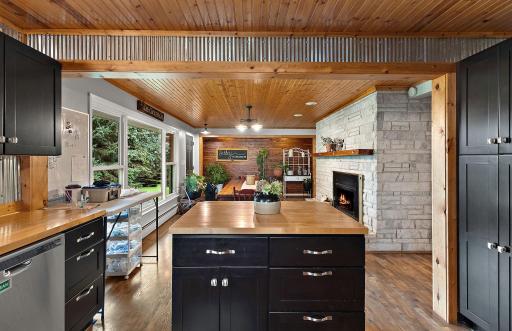 Kitchen/Dining Room