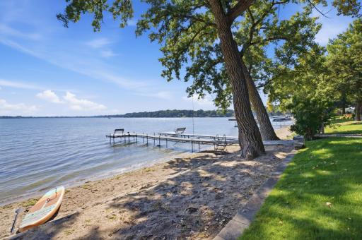 Gorgeous Lakeshore