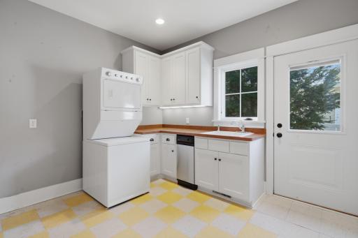 Dedicated Laundry Bonus Room