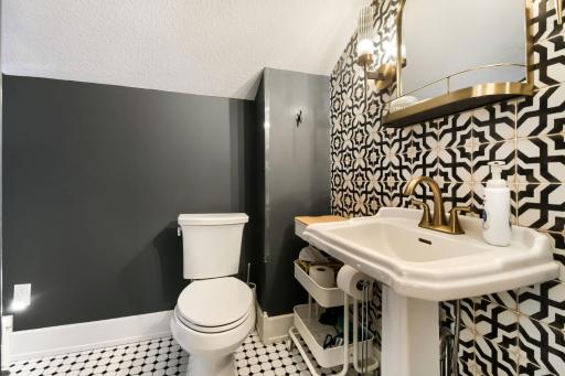 206 Eddy street - Web Quality - 025 - 25 Bathroom.jpg
