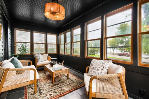 206 Eddy street - Web Quality - 021 - 21 Sunroom.jpg