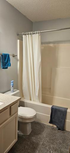 1 Lilac Lane, 20, Farmington, MN 55024