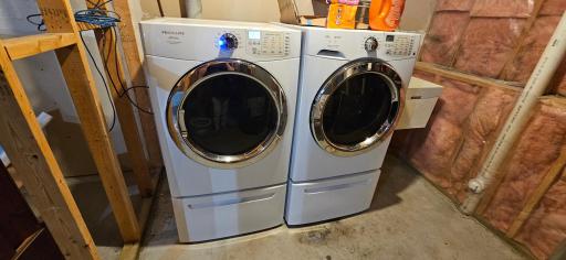 20260901_175651 LAUNDRY ROOM IN BASEMENT.jpg