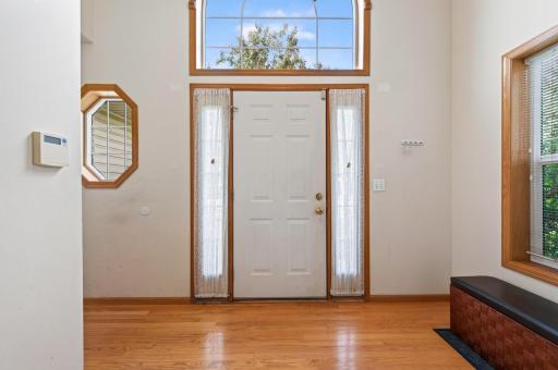 9509 Dogwood Avenue N, Brooklyn Park, MN 55443