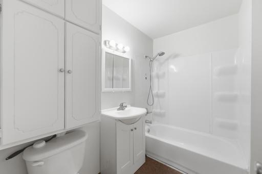401 27th Avenue N, Saint Cloud, MN 56303
