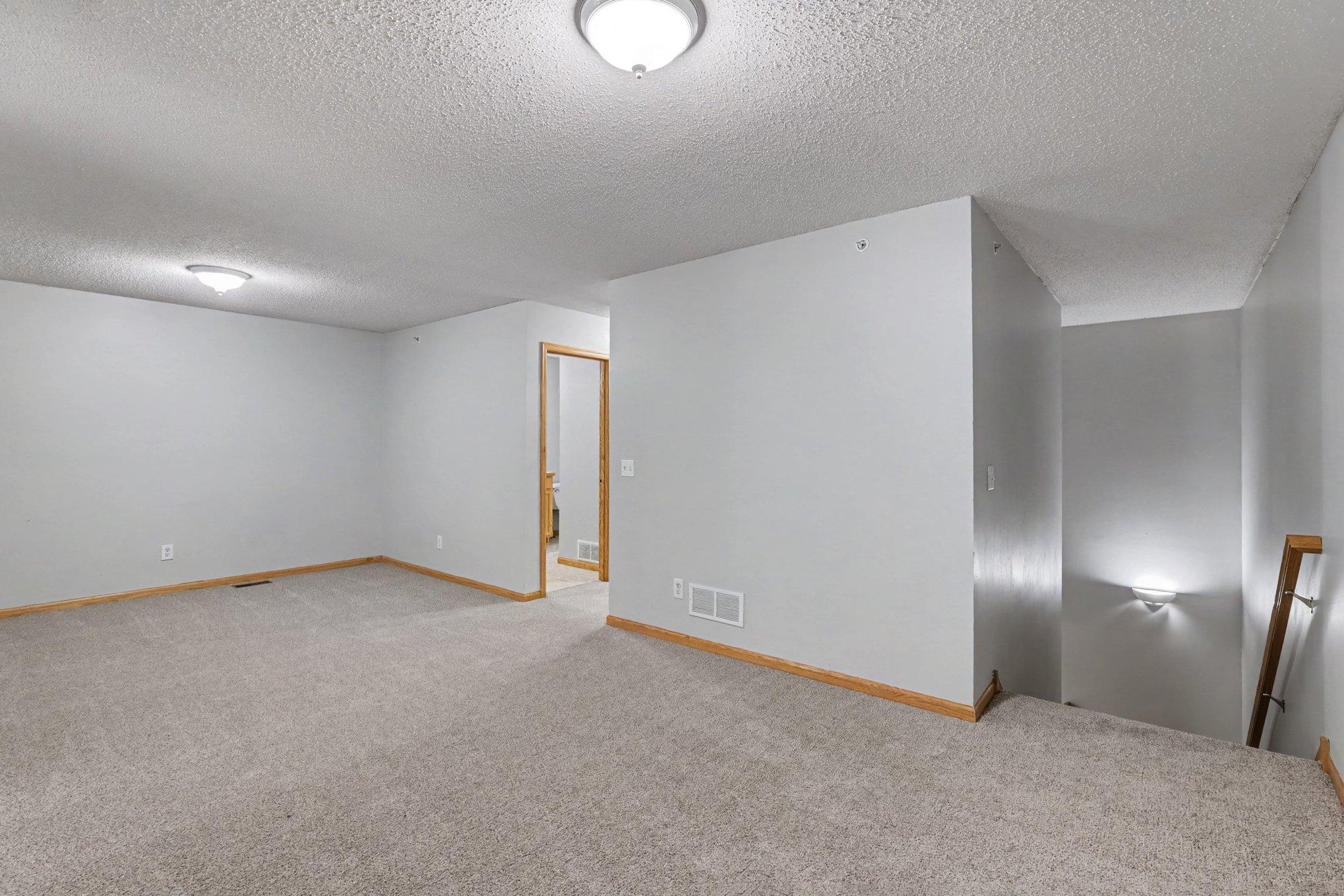 2nd floor living area