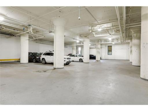 250 Park Avenue, 614, Minneapolis, MN 55415