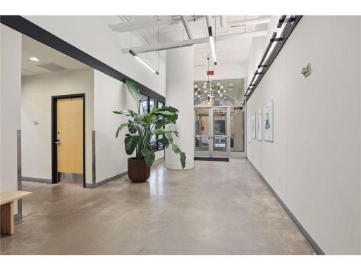 250 Park Avenue, 614, Minneapolis, MN 55415