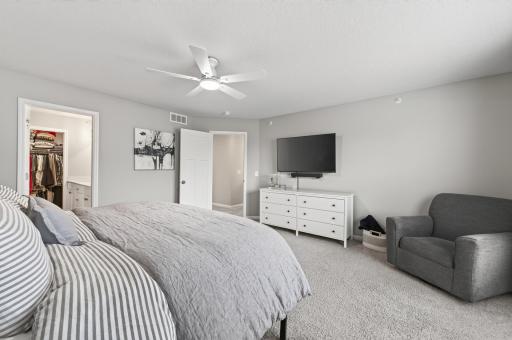 Neutral Colors to Accommodate Any Style
