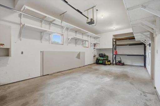 8006 Cooper Avenue, Inver Grove Heights, MN 55076