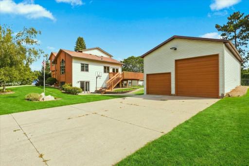 8006 Cooper Avenue, Inver Grove Heights, MN 55076