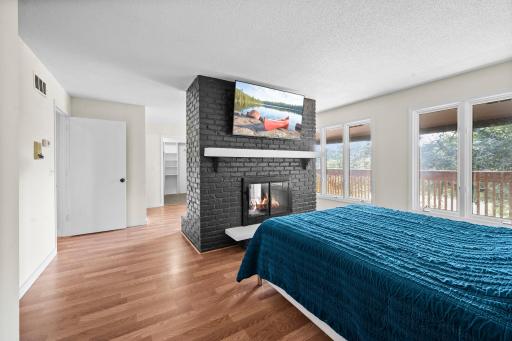 Two sided woodburning fireplace