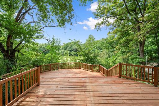 New back mult-level deck