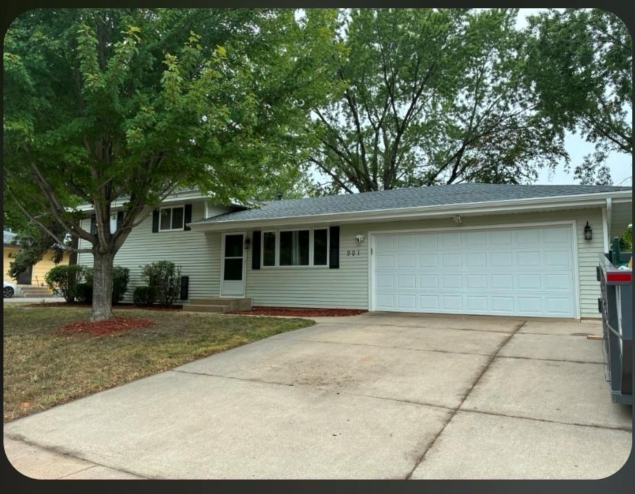 Property photo for 901 Sunny Lane, Anoka, MN 55303