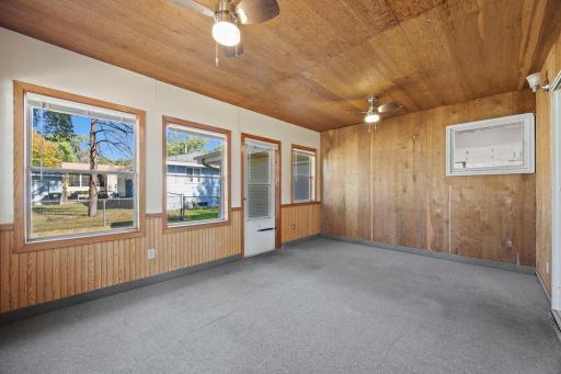 901 Sunny Lane, Anoka, MN 55303