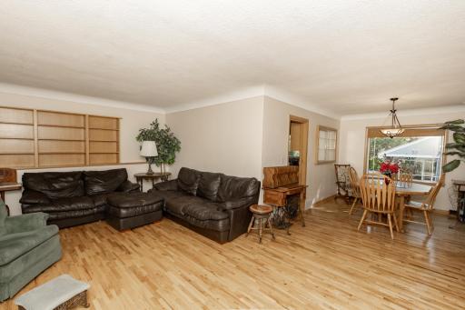 1320 5th Street S, Moorhead, MN 56560