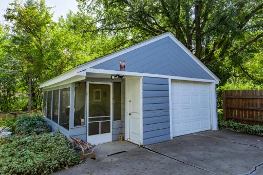 1320 5th Street S, Moorhead, MN 56560