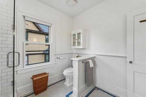 355 Bates Avenue, Saint Paul, MN 55106