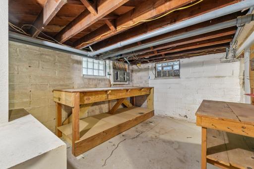 355 Bates Avenue, Saint Paul, MN 55106