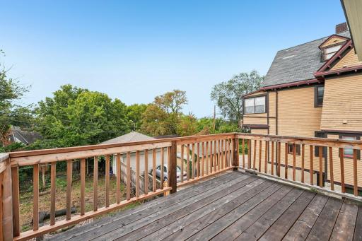 355 Bates Avenue, Saint Paul, MN 55106